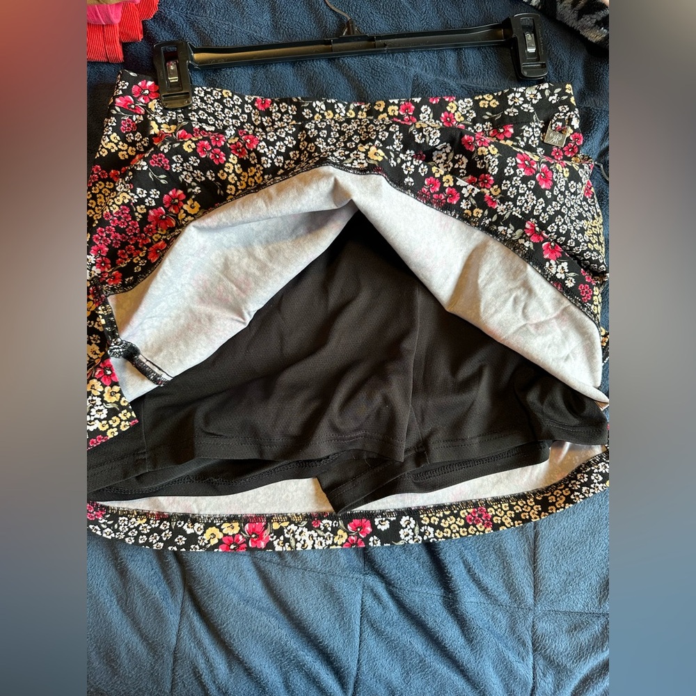 🌸 Rafaella Floral Skorts Size L Black Stretch Pull-On Skirt - Picture 4 of 9